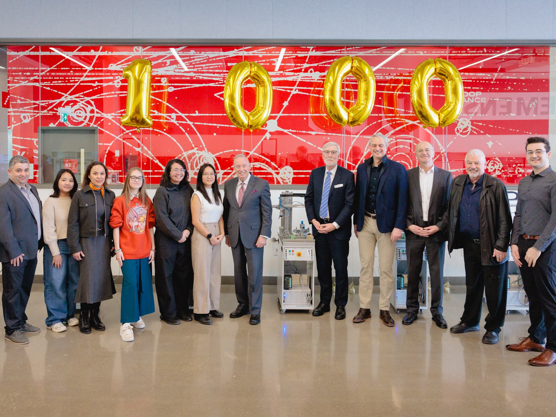 Seneca Polytechnic issues 1,000 Siemens mechatronics and automation certifications