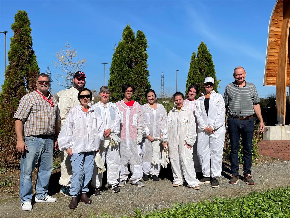 Seneca Bee Club sees a successful harvest
